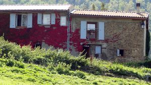 Photo du gite La Grange Neuve, à Montferrier dans l'Ariège, exterieur facade nord